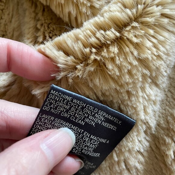Liz Claiborne minky-soft shearling buckskin polyester jacket Womens L Macy’s - Picture 9 of 11